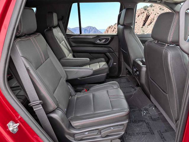Used 2021 Chevrolet Tahoe RST w/ Luxury Package AWD/4WD image 18