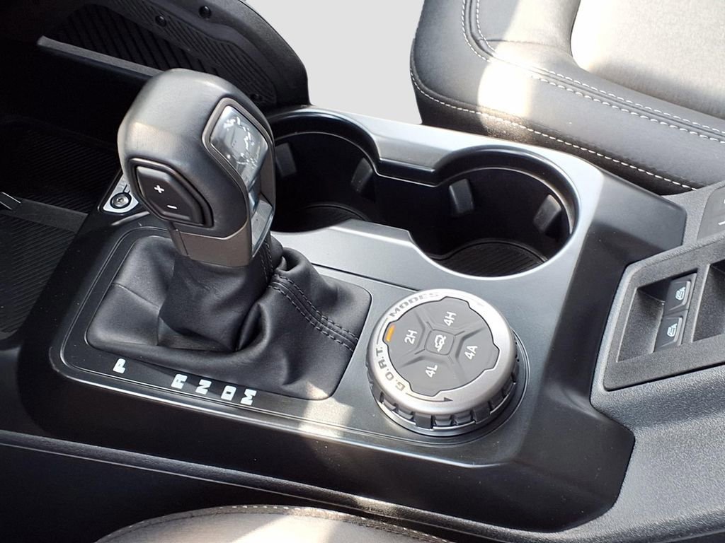 Certified 2025 Ford Bronco Badlands w/ Sasquatch Package image 16