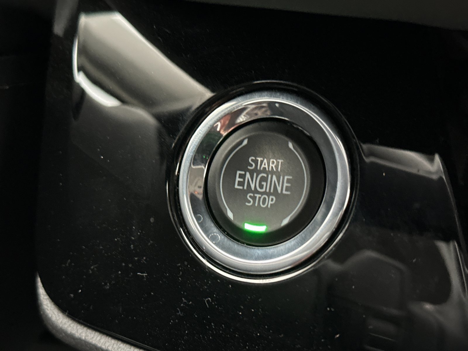 Used 2025 Buick Envision Sport Touring image 22