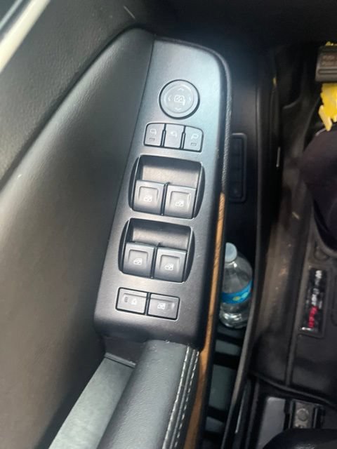 Used 2019 GMC Yukon Denali w/ Denali Ultimate Package AWD/4WD image 8