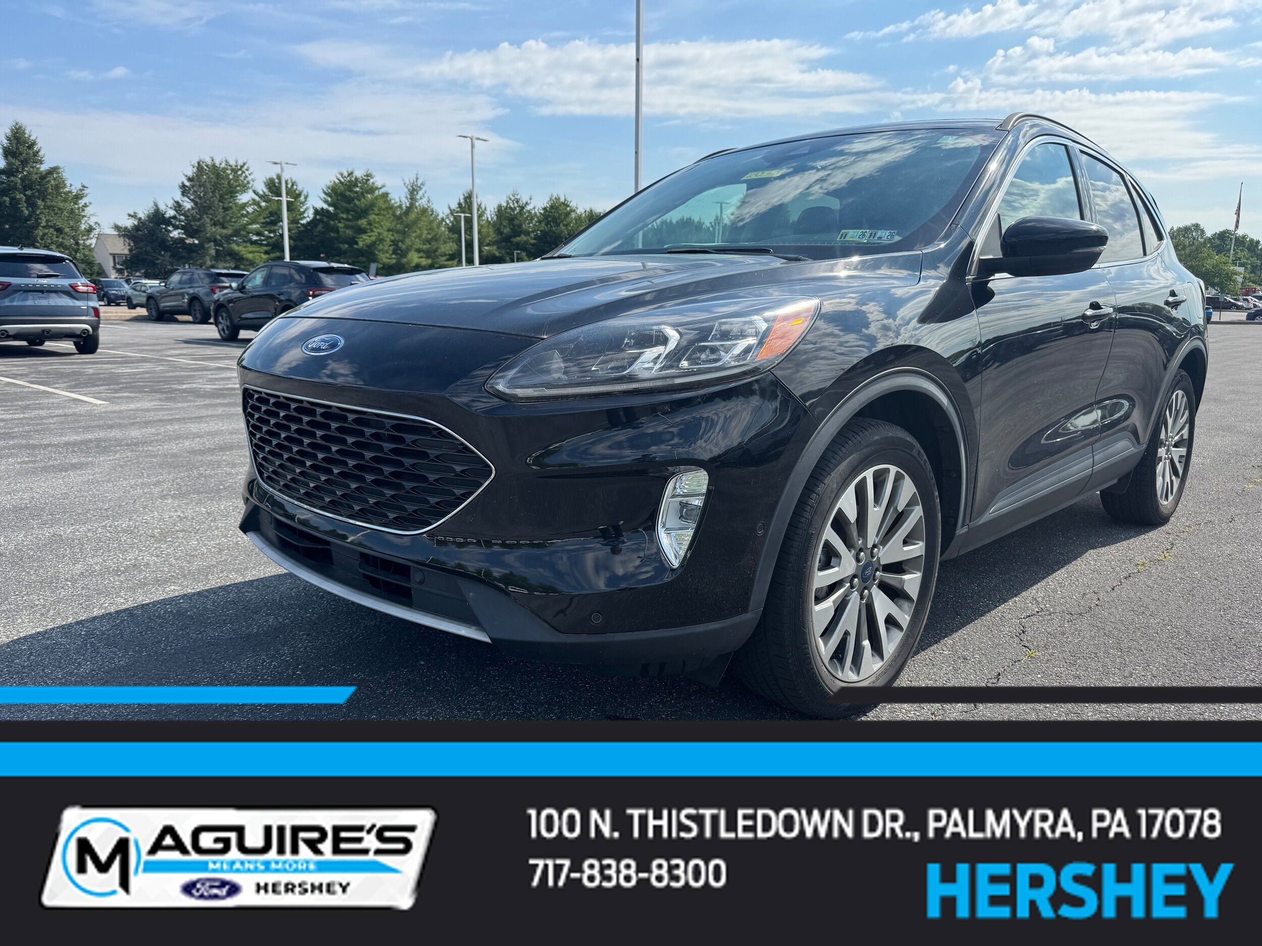 Certified 2020 Ford Escape Titanium w/ Titanium Premium Package 2.0 AWD/4WD image 1
