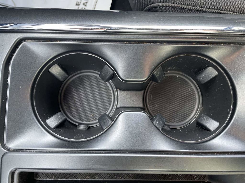 Certified 2022 Ford F150 XLT w/ Equipment Group 302A High image 18