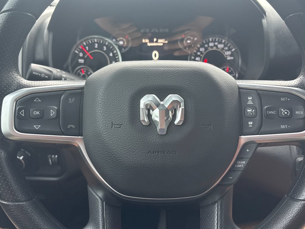 Used 2025 RAM 1500 Tradesman w/ Night Edition AWD/4WD image 5