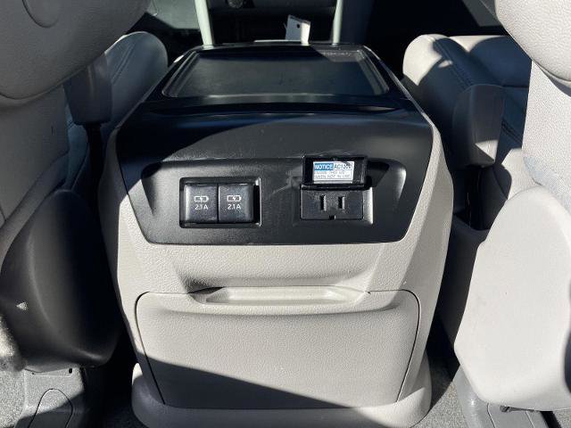 Used 2020 Toyota Sienna XLE image 21