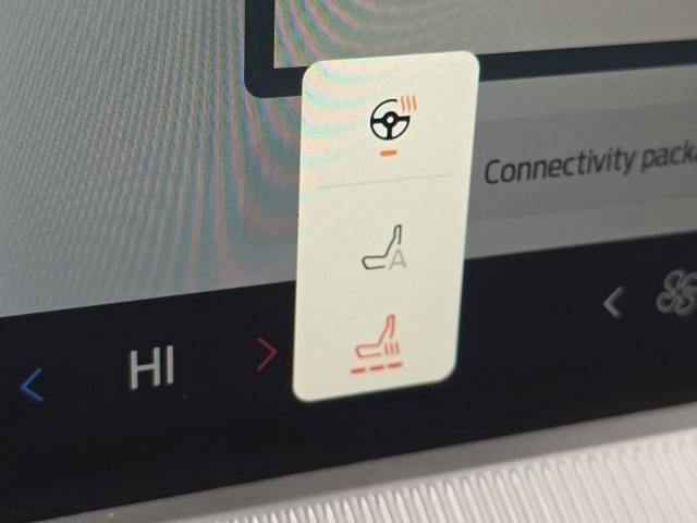 Certified 2025 Ford Explorer ST-Line w/ Premium Package image 25