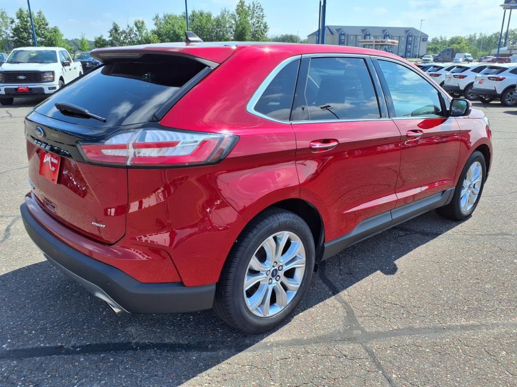 Certified 2021 Ford Edge Titanium image 5