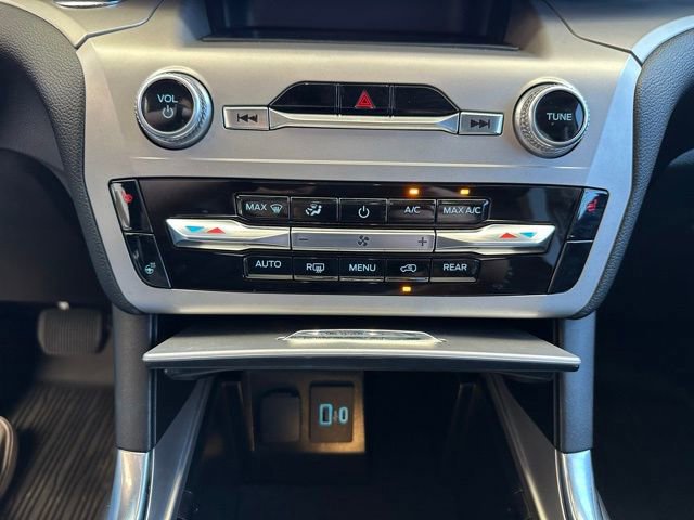 Certified 2023 Ford Explorer XLT w/ Equipment Group 202A image 21