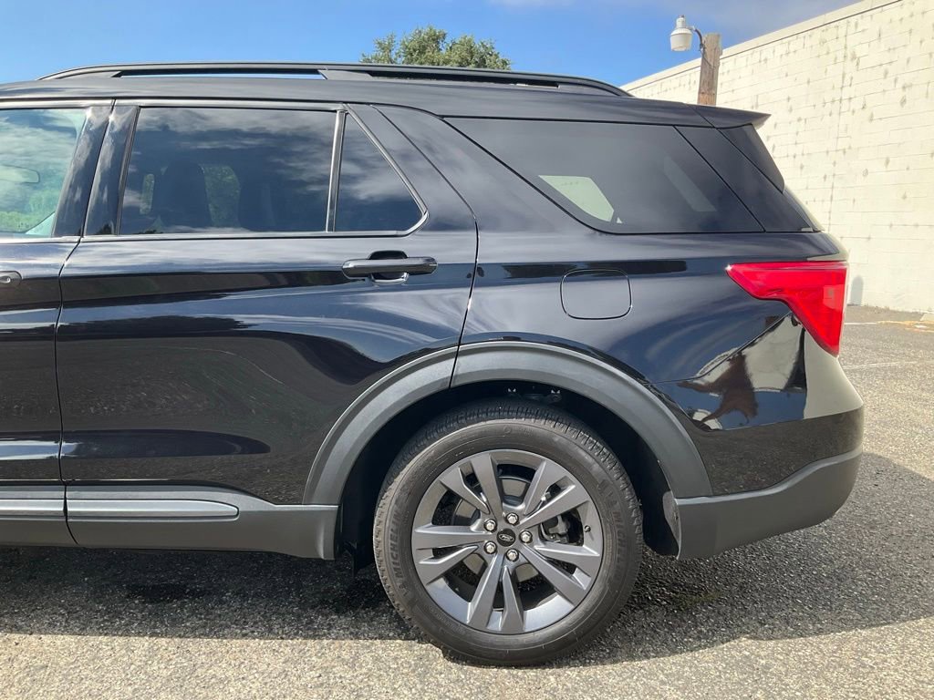Certified 2024 Ford Explorer XLT w/ Equipment Group 202A image 22