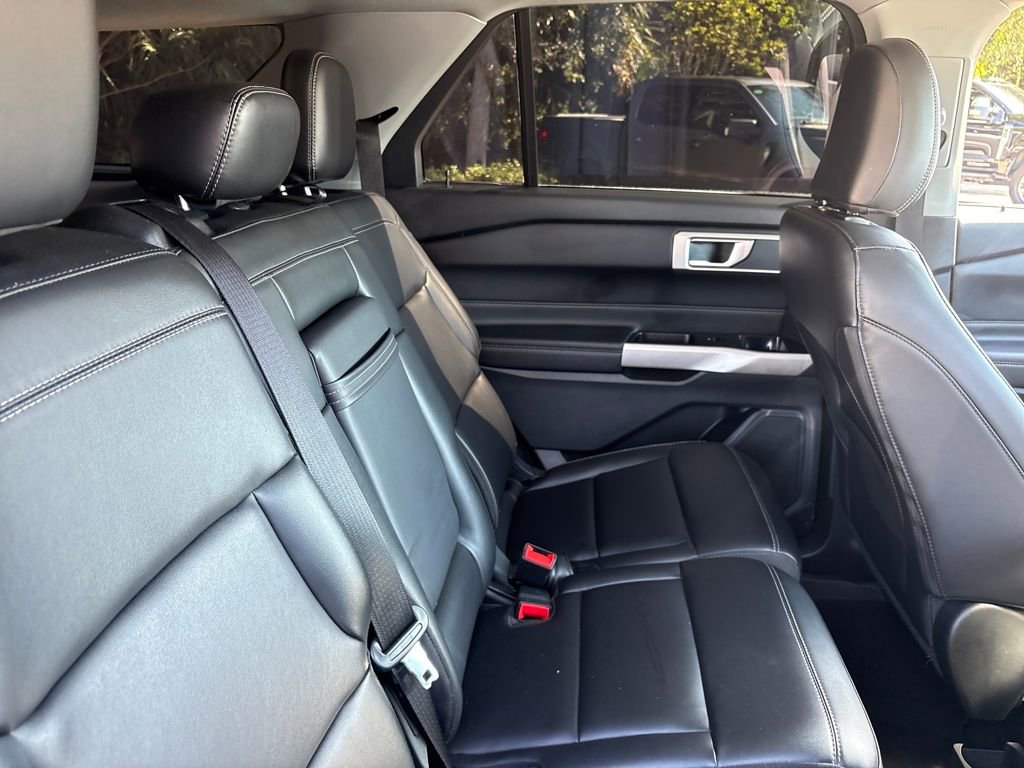 Certified 2023 Ford Explorer XLT w/ Equipment Group 202A image 29
