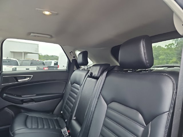 Certified 2024 Ford Edge SEL AWD/4WD image 15