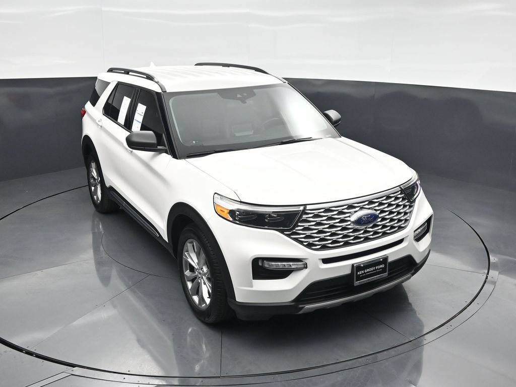 Certified 2021 Ford Explorer XLT w/ Equipment Group 202A RWD image 35