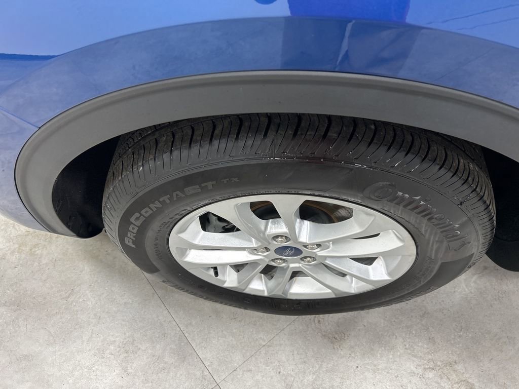 Certified 2022 Ford Escape SE w/ Cold Weather Package image 10