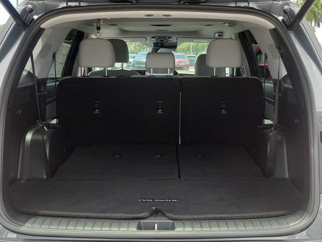 Used 2024 Hyundai Palisade SEL FWD image 29