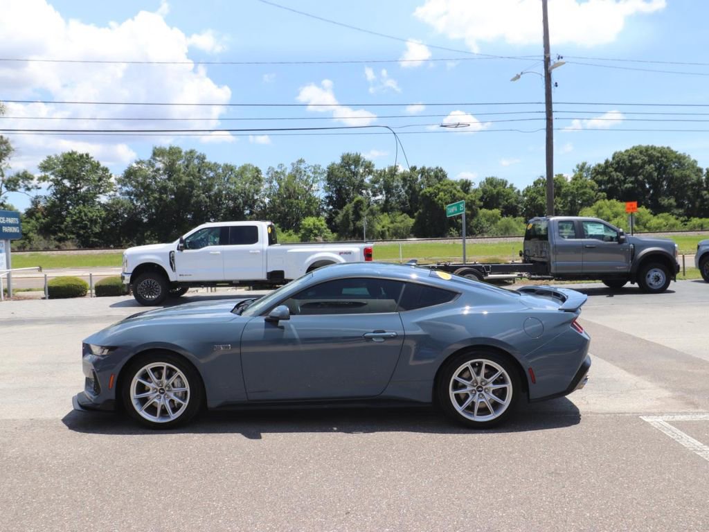 Certified 2025 Ford Mustang GT Premium RWD image 8