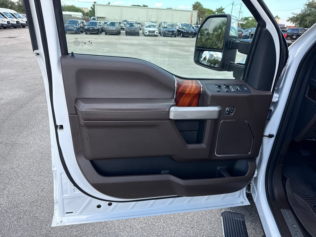 Certified 2021 Ford F250 King Ranch w/ King Ranch Ultimate Package AWD/4WD image 15