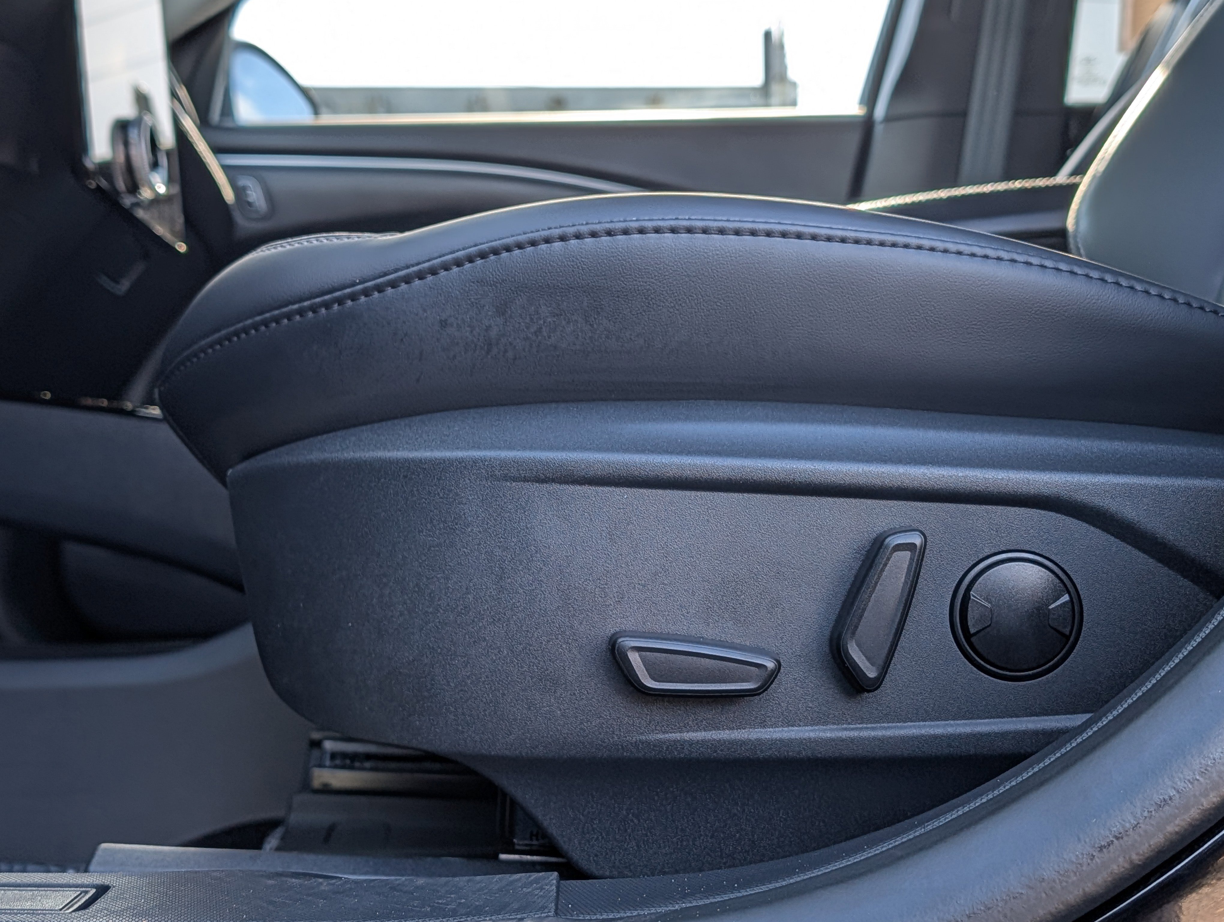 Certified 2025 Ford Mustang Mach-E Select RWD image 22