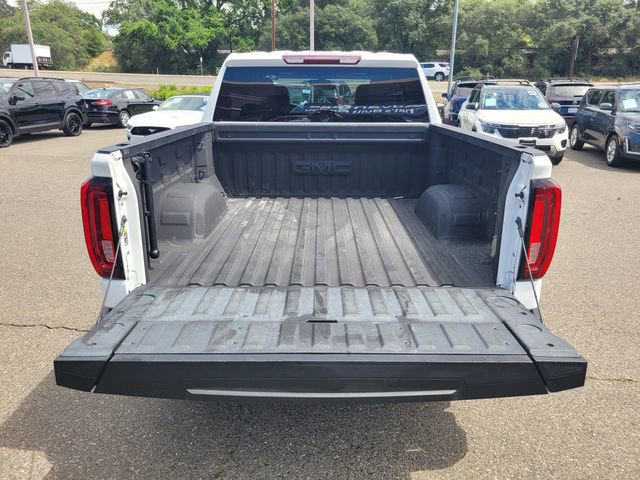 Used 2021 GMC Sierra 1500 SLT w/ X31 Off-Road Package AWD/4WD image 8