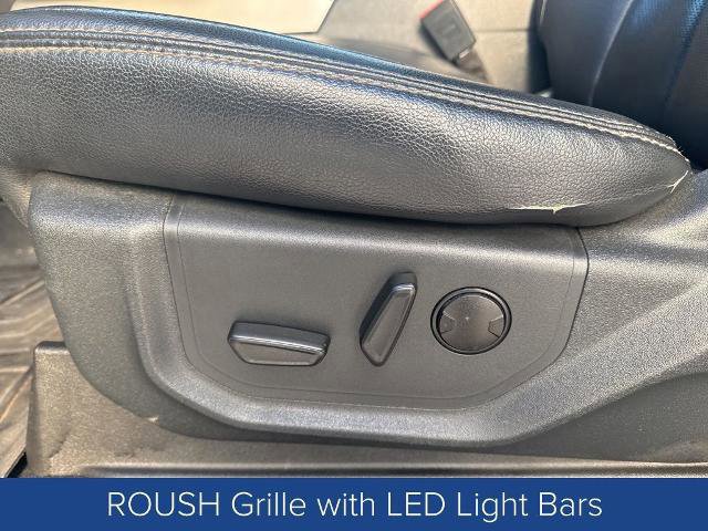 Certified 2022 Ford F250 Lariat w/ Black Appearance Package image 11