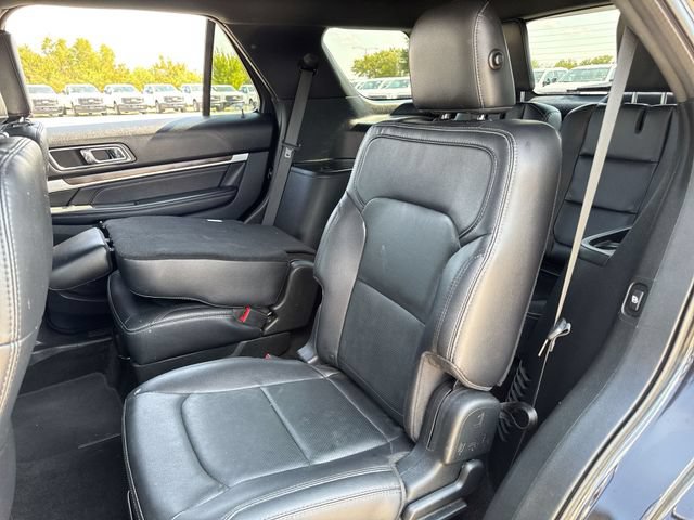 Certified 2019 Ford Explorer Limited w/ Class III Trailer Tow Package FWD image 23