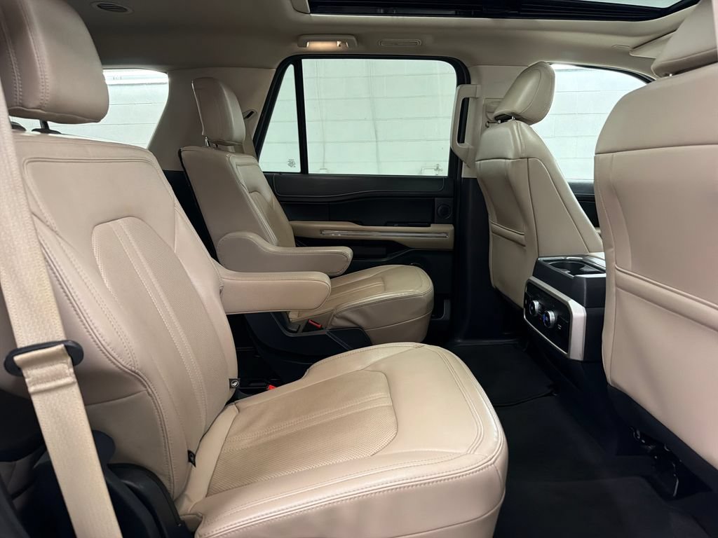 Certified 2024 Ford Expedition Limited RWD image 34