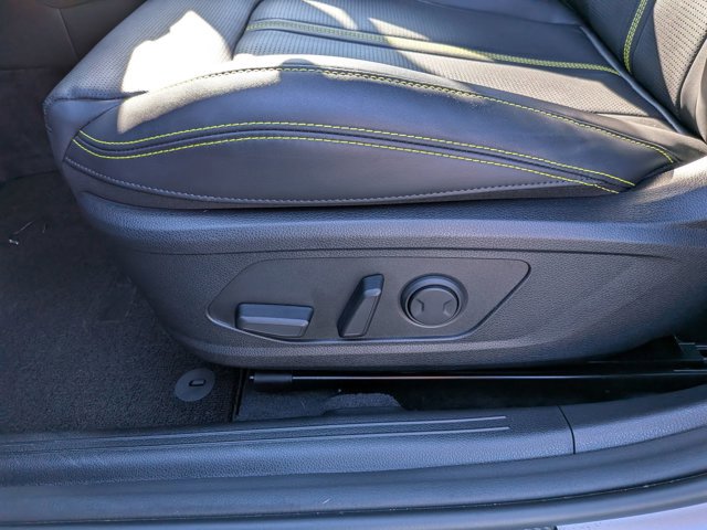 Used 2025 Kia K5 GT image 16