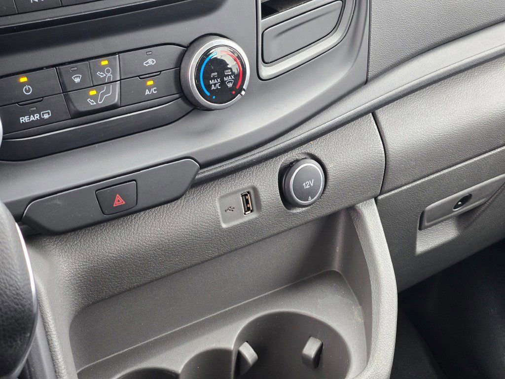 Certified 2022 Ford Transit 350 XL image 21