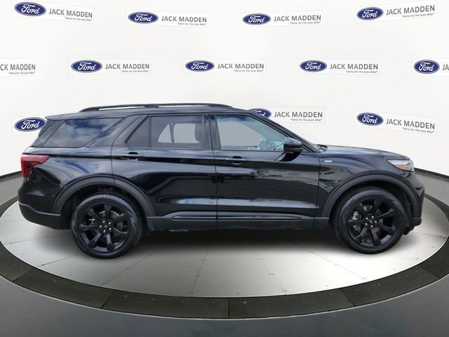 Certified 2022 Ford Explorer ST-Line w/ Class IV Trailer Tow Package image 2