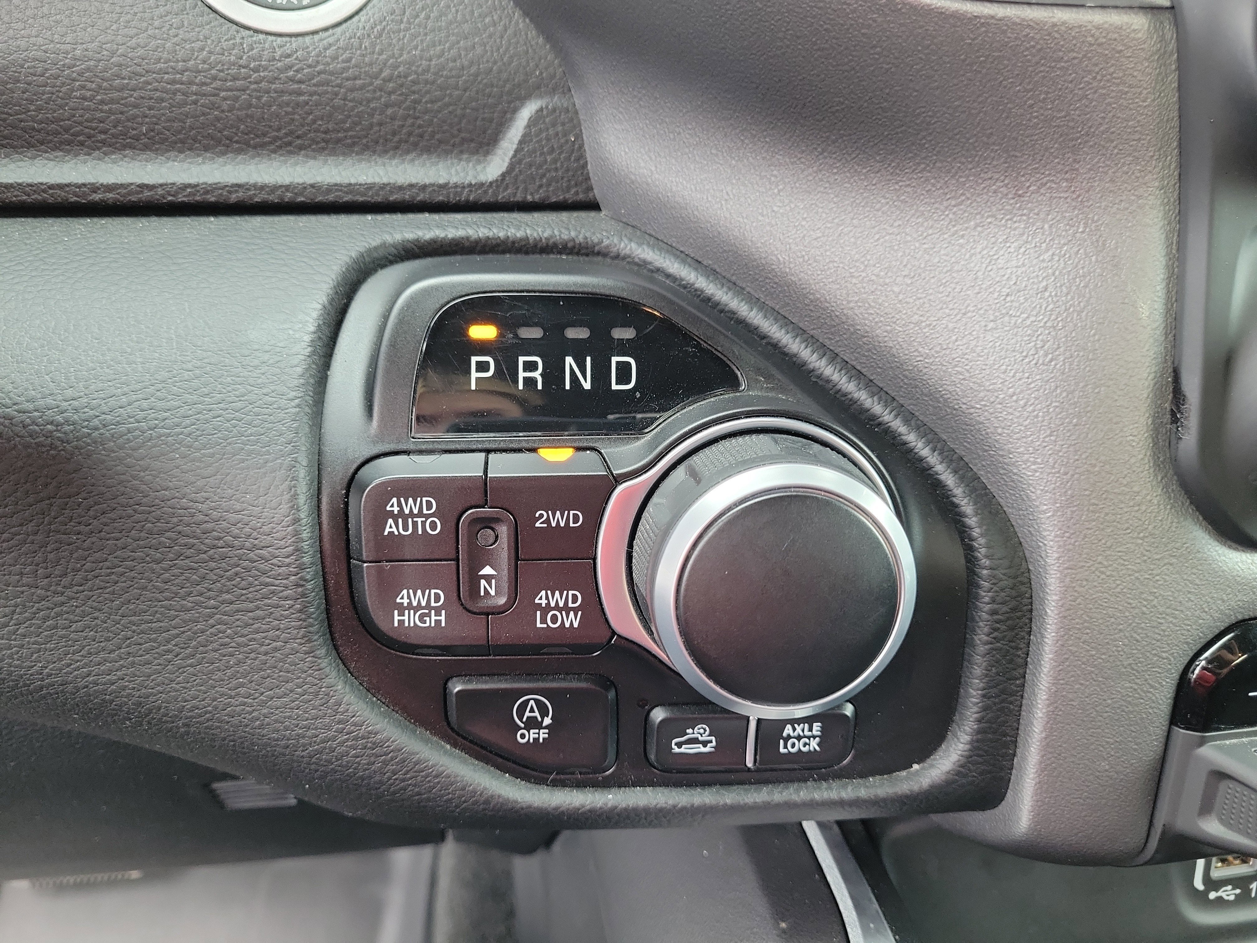 Used 2023 RAM 1500 Big Horn AWD/4WD image 28