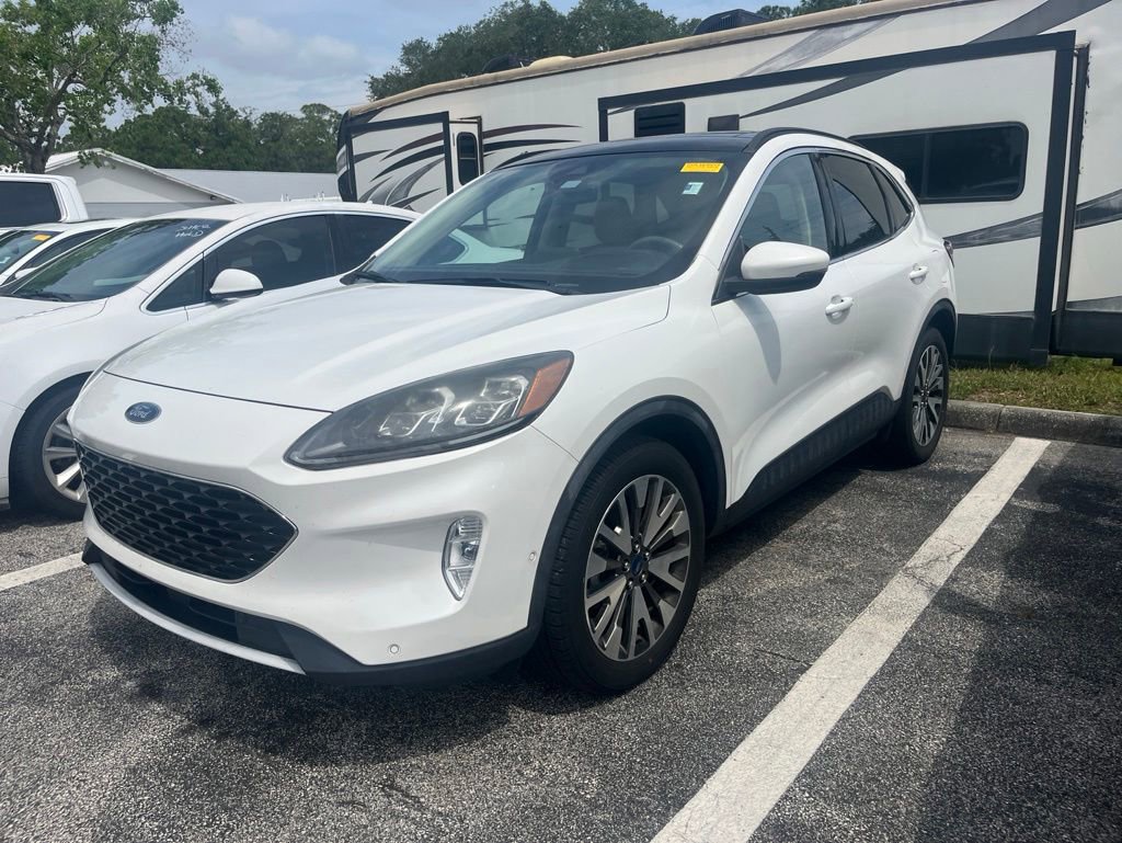 Certified 2020 Ford Escape Titanium w/ Titanium Premium Package 2.0