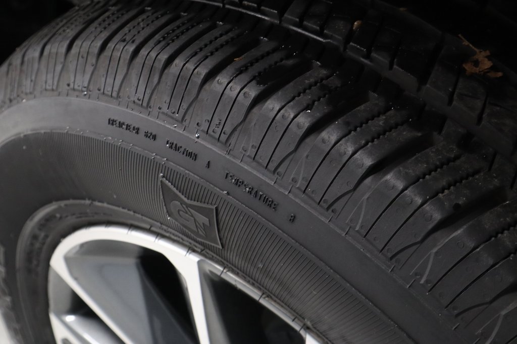 Used 2024 Chevrolet Silverado 1500 LT image 20