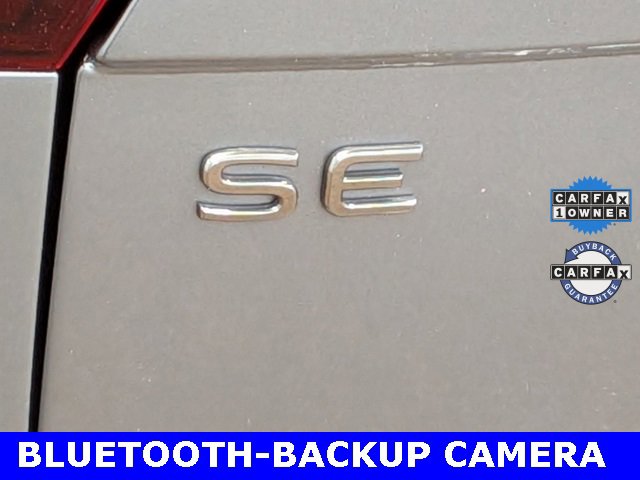 Used 2022 Volkswagen Tiguan SE image 9