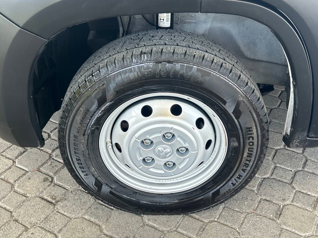 Used 2023 RAM ProMaster 2500 w/ Convenience Group image 16