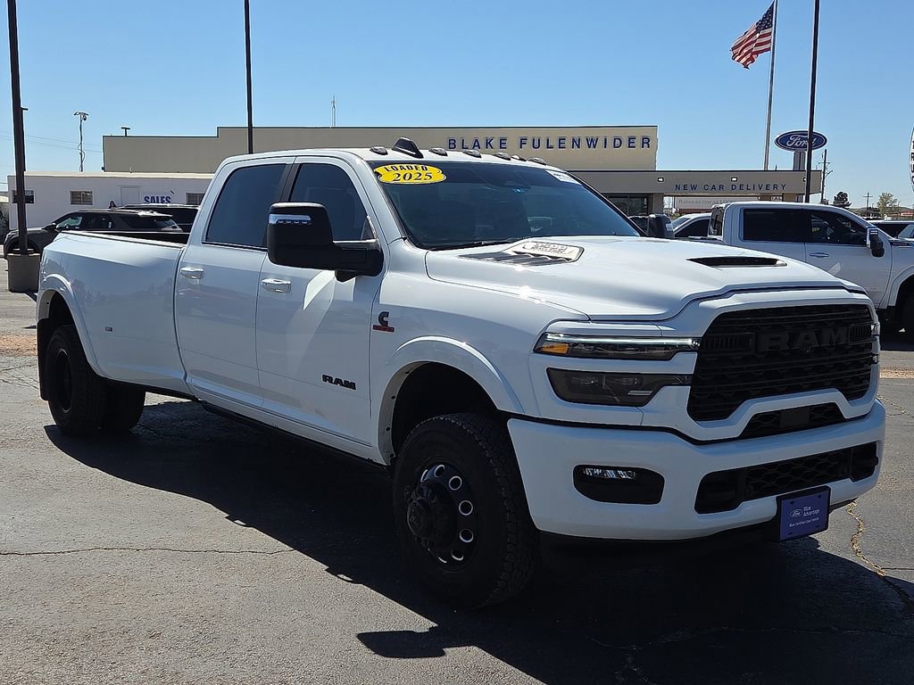 Used 2025 RAM 3500 Limited image 7