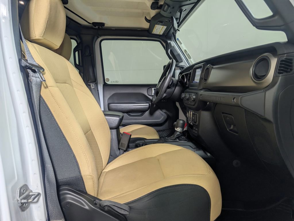 Used 2019 Jeep Wrangler Unlimited Sport S AWD/4WD image 12