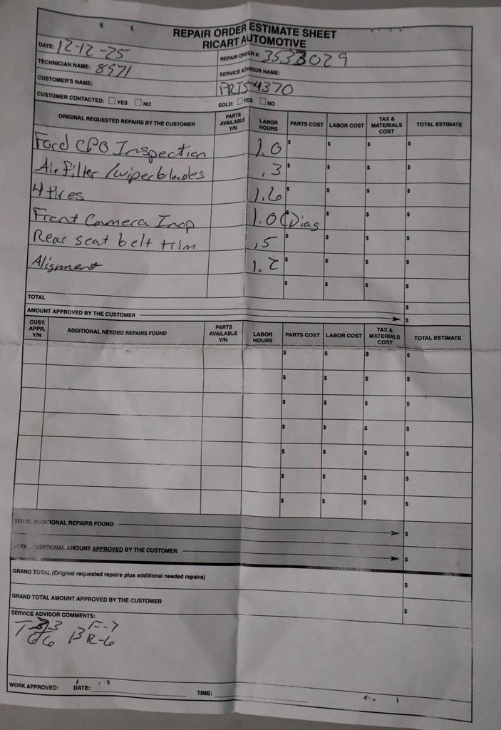 Used 2024 Chrysler Pacifica Touring-L image 12