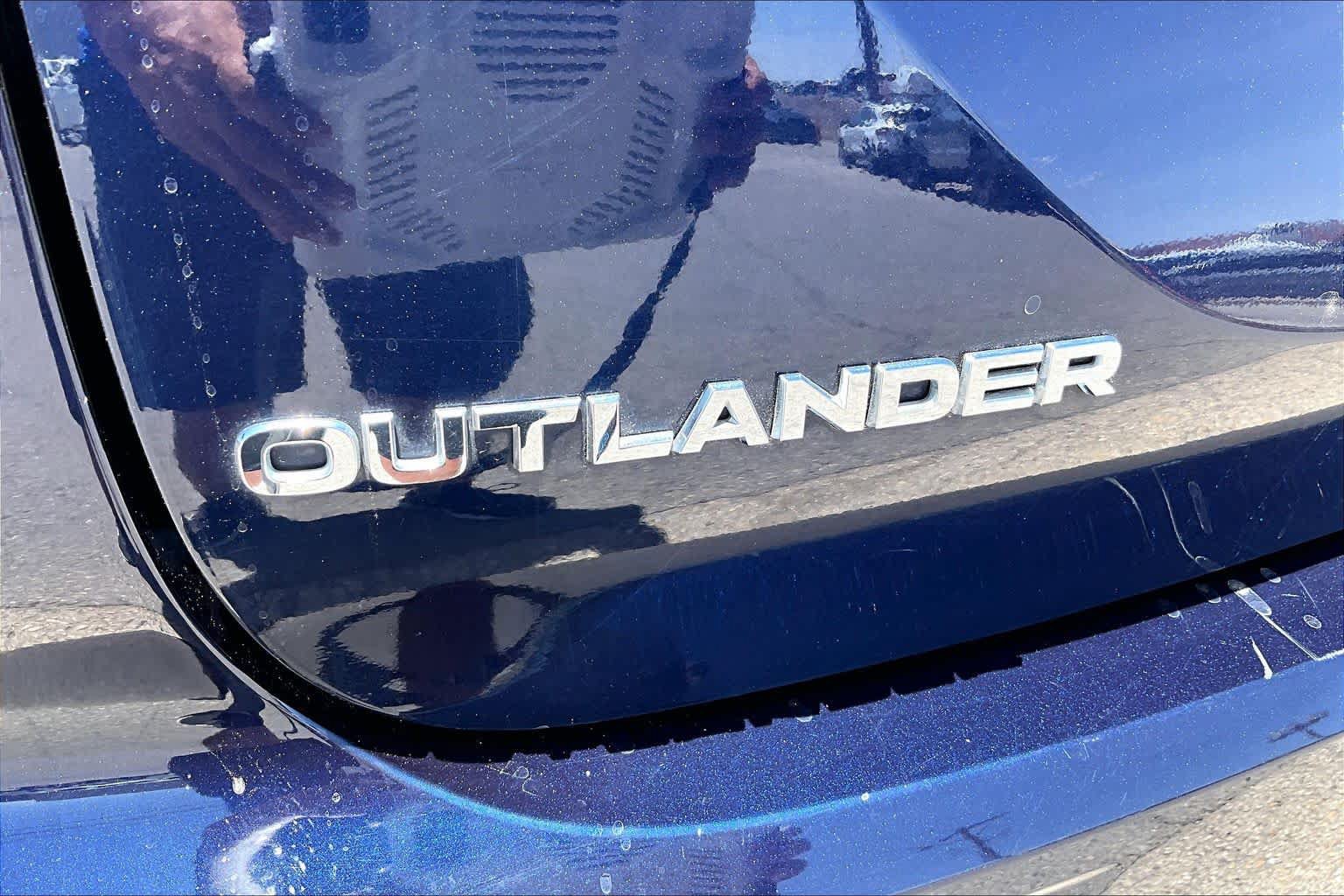 Used 2024 Mitsubishi Outlander SE AWD/4WD image 30
