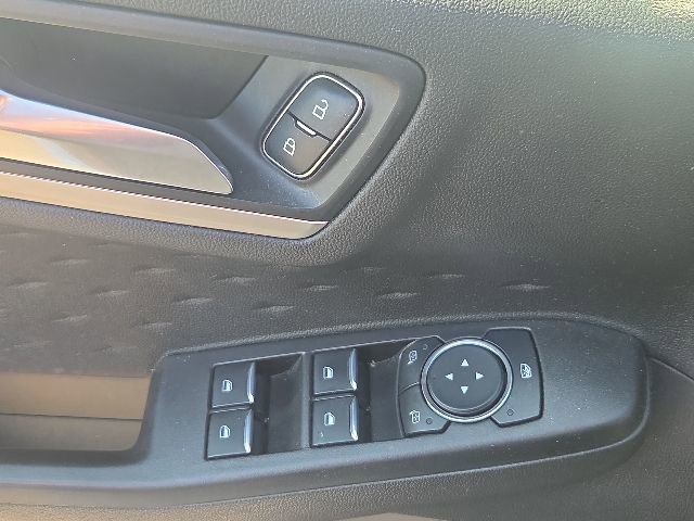 Certified 2020 Ford Escape SE FWD image 22