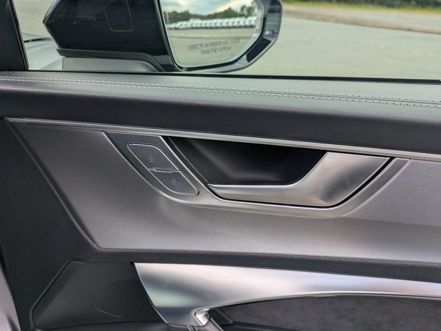 Used 2021 Audi S6 Prestige w/ Prestige Package image 35