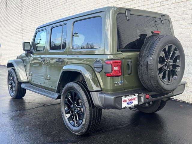 Used 2021 Jeep Wrangler Unlimited Sahara w/ Cold Weather Group image 5