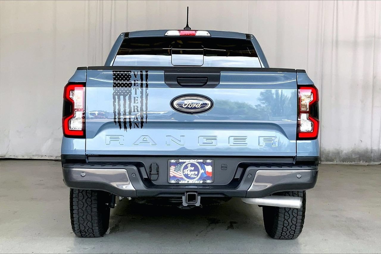 Certified 2025 Ford Ranger Lariat w/ FX4 Off-Road Package AWD/4WD image 3