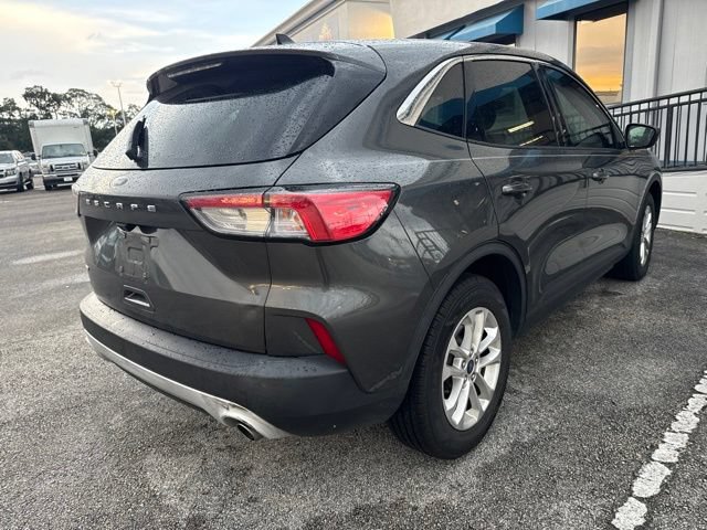 Certified 2020 Ford Escape SE FWD image 4