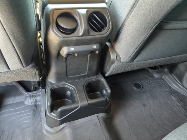 Used 2024 Jeep Wrangler Unlimited Sport AWD/4WD image 30