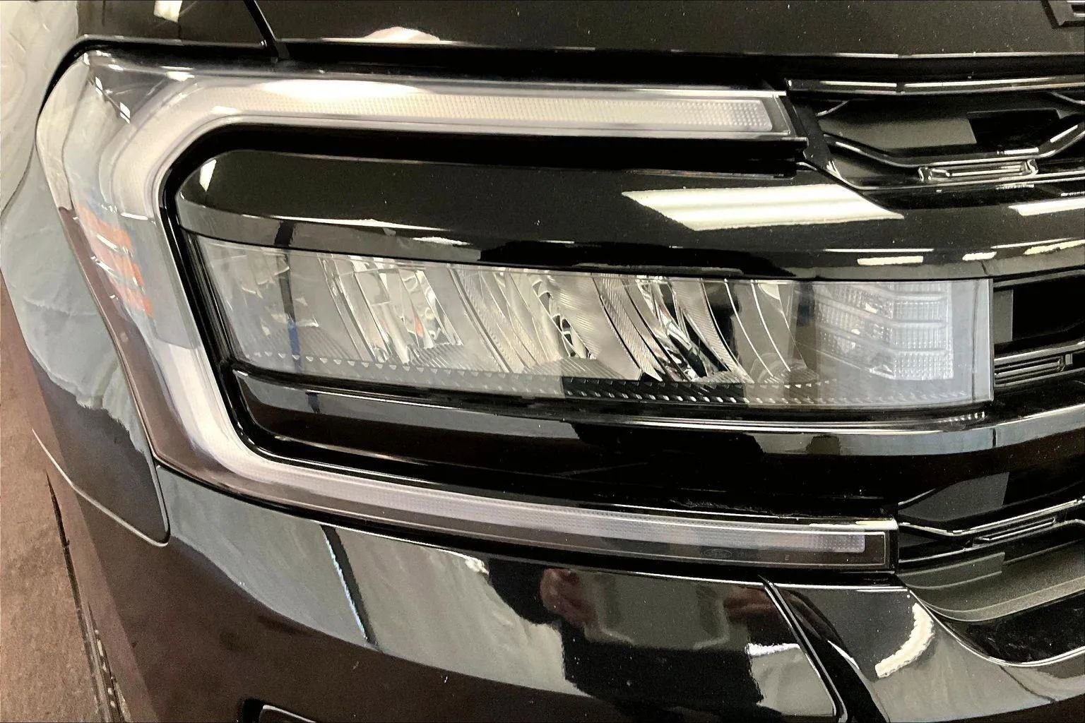 Certified 2022 Ford Expedition Max Limited image 28