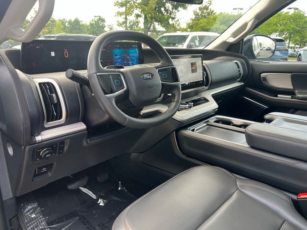 Certified 2025 Ford Expedition Max Active AWD/4WD image 22