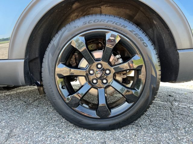 Certified 2022 Ford Explorer ST-Line w/ Class IV Trailer Tow Package AWD/4WD image 15