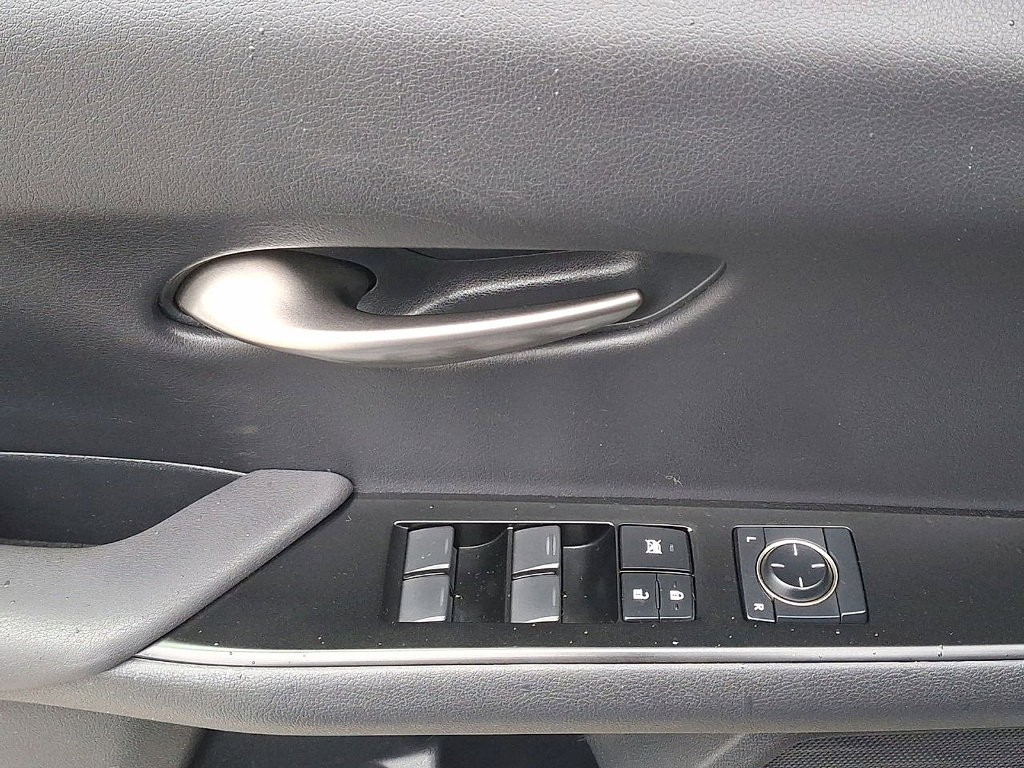 Used 2019 Lexus UX 250h w/ Premium Package AWD/4WD image 10