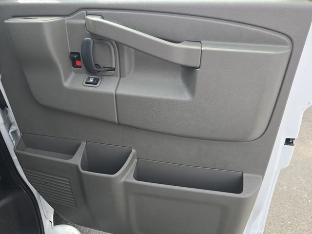 Used 2024 Chevrolet Express 2500 w/ Driver Convenience Package image 22