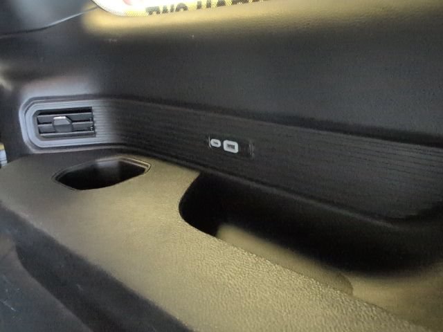 Used 2023 Jeep Wagoneer Series II AWD/4WD image 38
