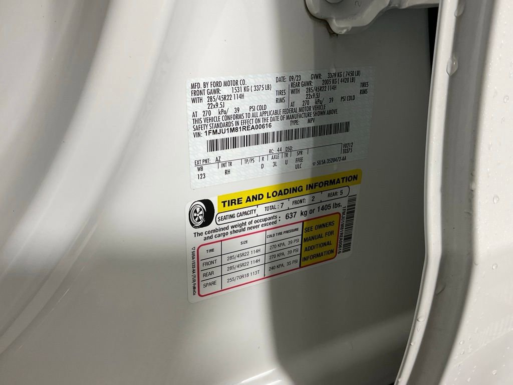 Certified 2024 Ford Expedition Platinum image 27