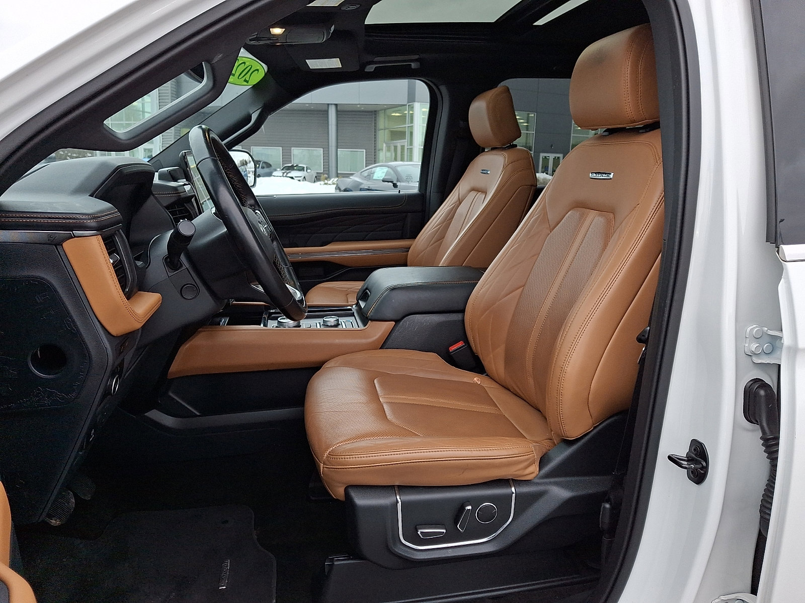 Certified 2023 Ford Expedition Platinum image 14